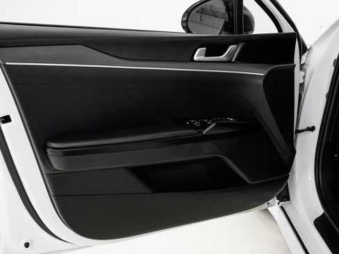 Used 2024 Kia K5 GT-Line image 8