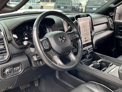 Used 2023 RAM 3500 Limited image 17