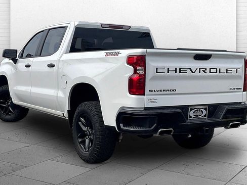 Used 2023 Chevrolet Silverado 1500 Custom Trail Boss w/ LPO, Dark Essentials Package image 11