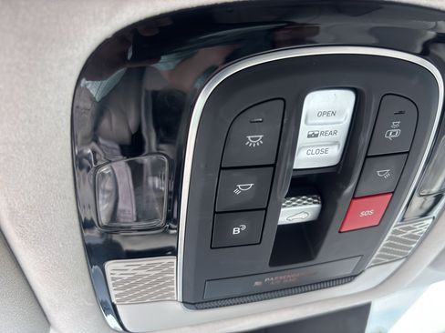 Used 2023 Hyundai Palisade Calligraphy FWD image 18