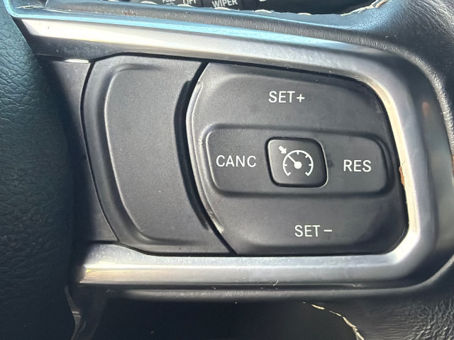 Used 2021 Jeep Wrangler Unlimited Sahara w/ Cold Weather Group AWD/4WD image 26