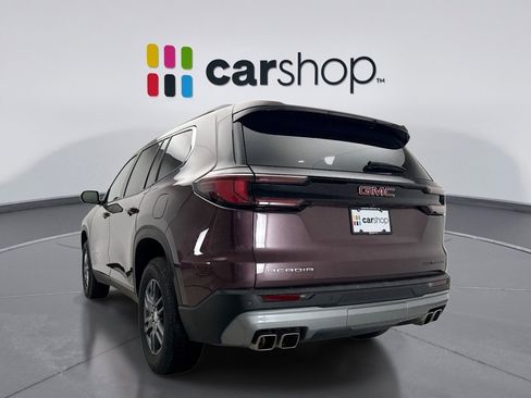 Used 2025 GMC Acadia Elevation image 3