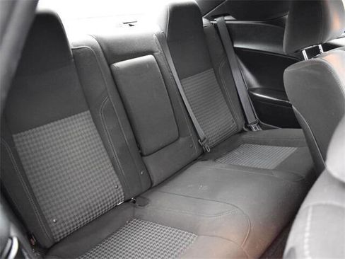 Used 2018 Dodge Challenger R/T image 14