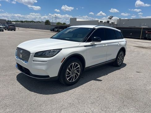 Used 2022 Lincoln Corsair FWD w/ Equipment Group 101A image 9