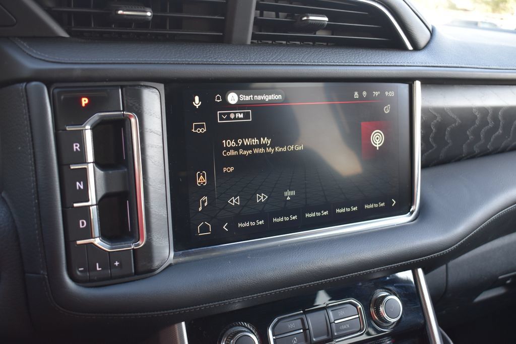 Used 2023 GMC Yukon Denali AWD/4WD image 11