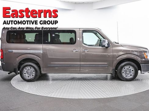 Used 2019 Nissan NV 3500 SL RWD image 4