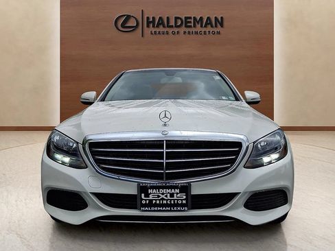 Used 2017 Mercedes-Benz C 300 4MATIC Sedan image 2