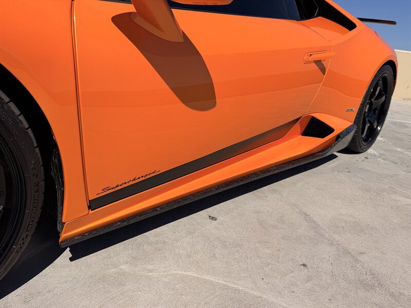 Used 2015 Lamborghini Huracan LP 610-4 AWD/4WD image 15