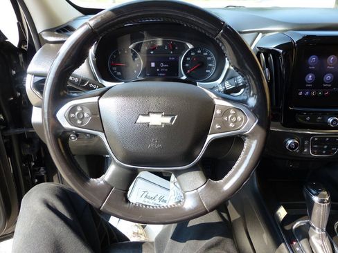 Used 2020 Chevrolet Traverse LT w/ LT Premium Package FWD image 23