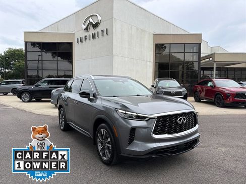 Certified 2023 INFINITI QX60 Luxe w/ Cargo Package FWD image 1