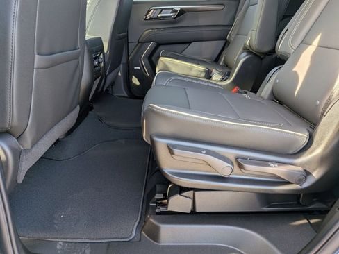 New 2026 Chevrolet Tahoe Premier image 16