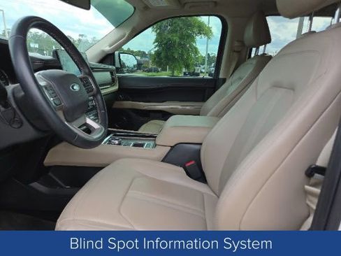 Used 2022 Ford Expedition Max Limited RWD image 7