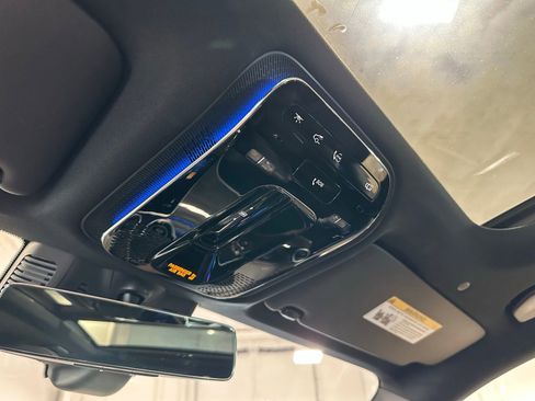 Used 2025 Mercedes-Benz GLC 43 AMG 4MATIC image 36