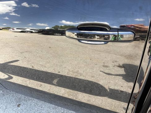 Used 2017 Chevrolet Silverado 1500 LT w/ All Star Edition AWD/4WD image 14