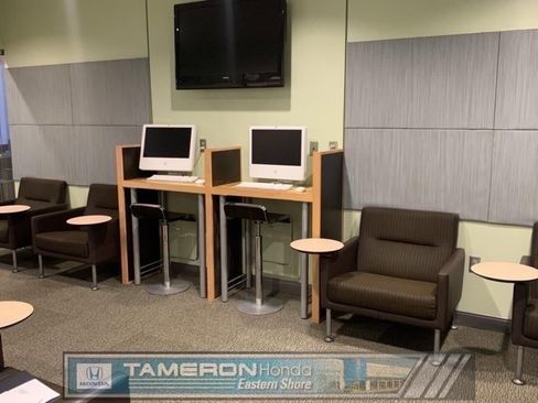 Used 2025 Toyota Camry LE image 36