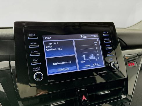 Used 2023 Toyota Camry SE image 14