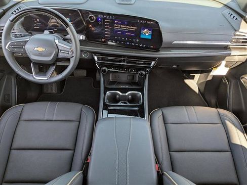 New 2026 Chevrolet Traverse High Country image 13