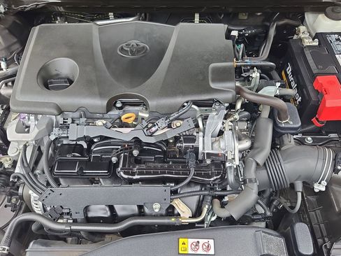 Used 2020 Toyota Camry SE w/ Carpet Mat Package FWD image 29