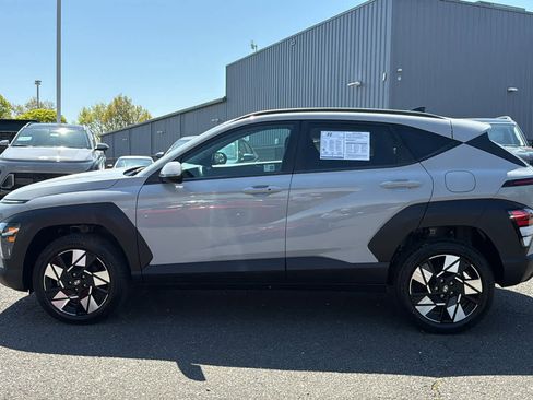 Used 2024 Hyundai Kona SEL AWD/4WD image 4