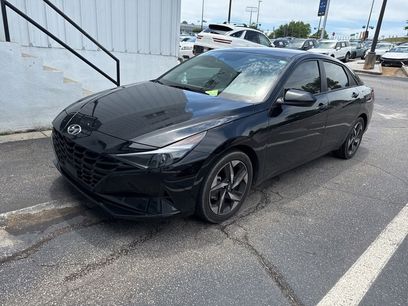 Used 2023 Hyundai Elantra SEL w/ Convenience Package