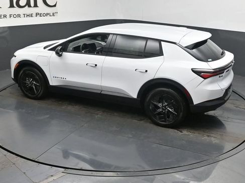 New 2026 Chevrolet Equinox EV LT image 20