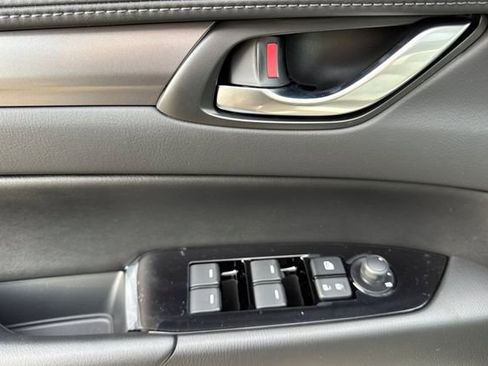 New 2025 MAZDA CX-5 AWD 2.5 S w/ Preferred Package image 11