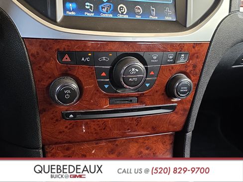 Used 2014 Chrysler 300 RWD image 17