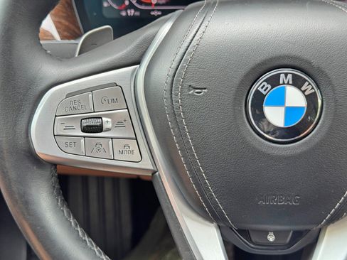 Used 2020 BMW 750i xDrive w/ Autobahn Package AWD/4WD image 22