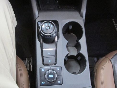 Used 2023 Ford Bronco Sport Badlands w/ Premium Package image 40