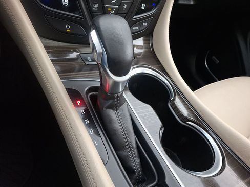 Used 2019 Buick Envision Premium AWD/4WD image 15