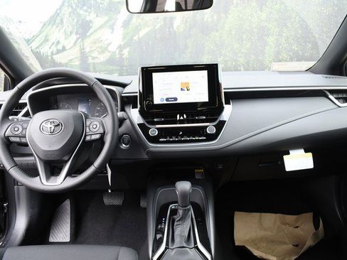 New 2026 Toyota Corolla SE image 9