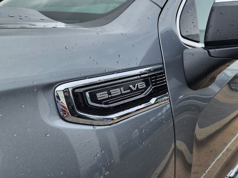 New 2026 GMC Sierra 1500 SLT w/ SLT Premium Plus Package AWD/4WD image 11