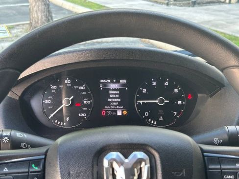 Used 2023 RAM ProMaster 2500 image 15