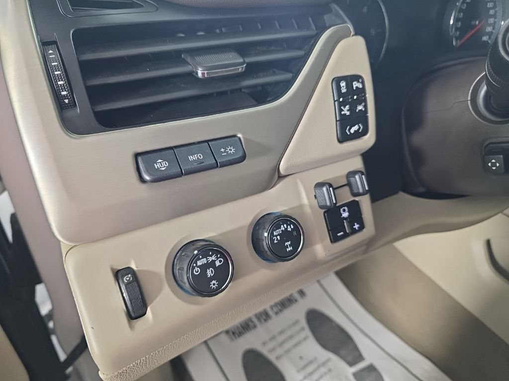 Used 2020 GMC Yukon Denali w/ Denali Premium Package AWD/4WD image 15