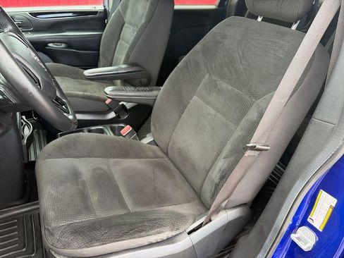 Used 2019 Dodge Grand Caravan SE image 34