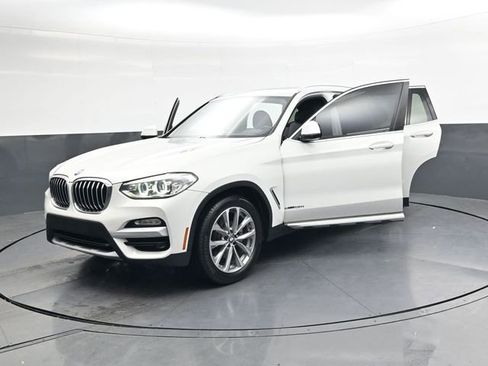 Used 2018 BMW X3 xDrive30i image 9