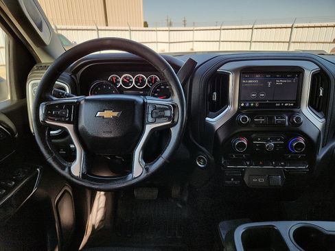 Used 2023 Chevrolet Silverado 3500 LT w/ Convenience Package image 11