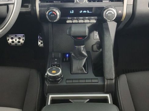 Used 2025 Toyota Tacoma TRD Sport image 24