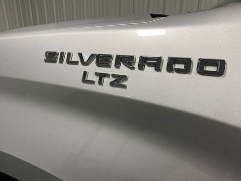 Used 2019 Chevrolet Silverado 1500 LTZ w/ LTZ Plus Package image 17