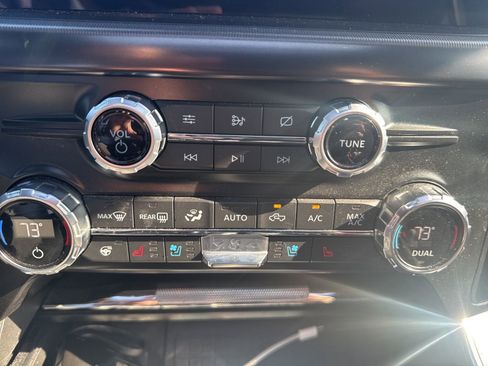 Used 2021 Ford F150 Platinum w/ Equipment Group 701A High image 12