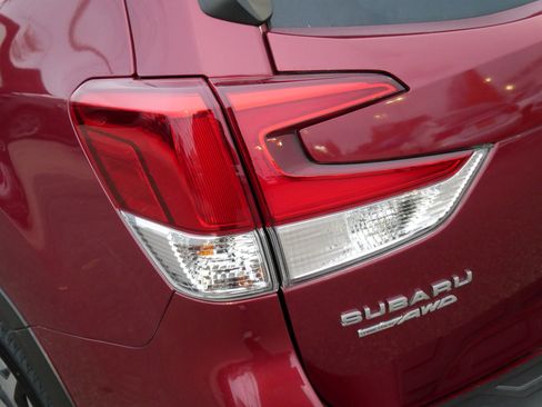 Certified 2023 Subaru Forester Premium image 17