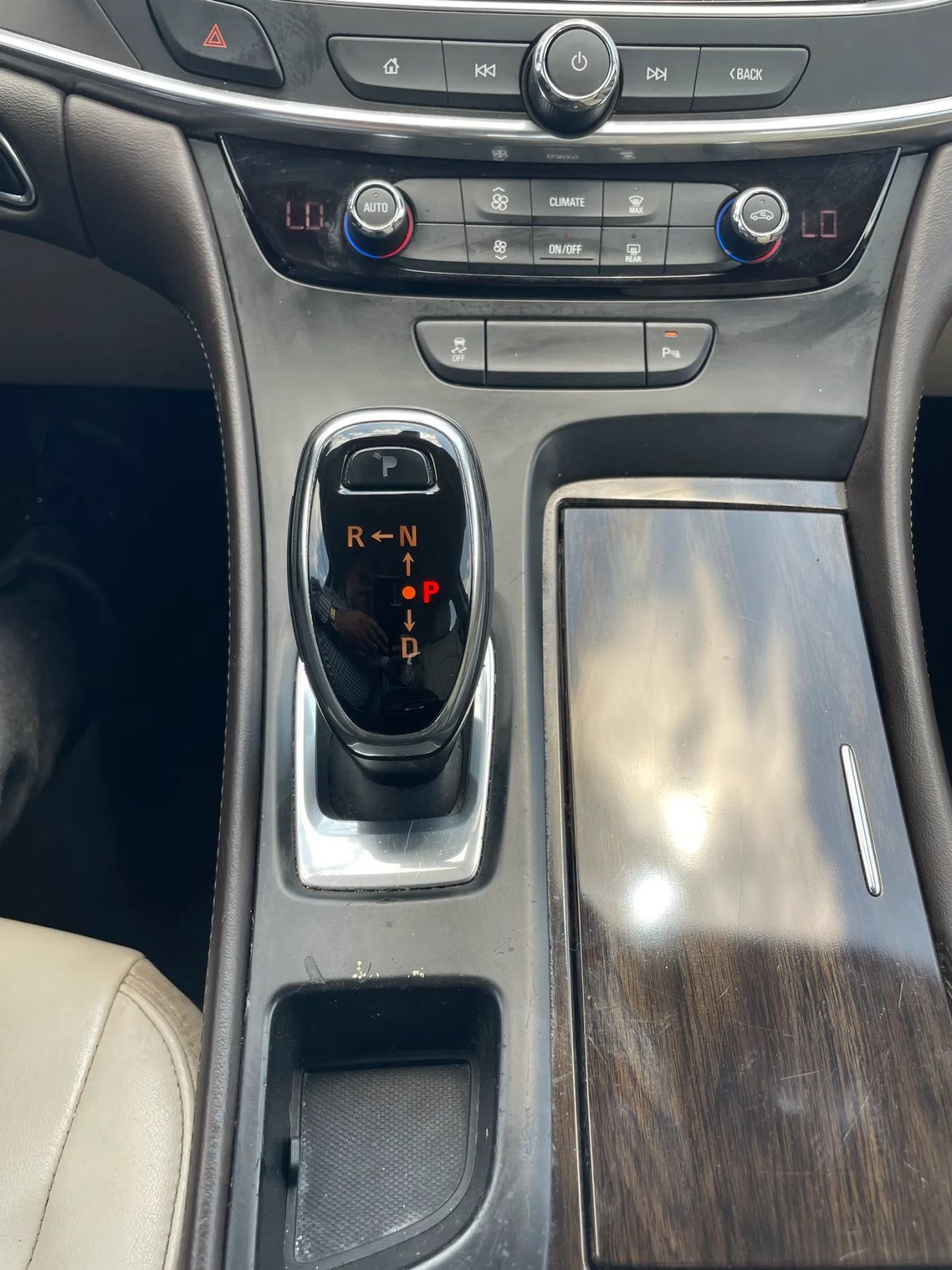 Used 2017 Buick LaCrosse Preferred FWD image 27