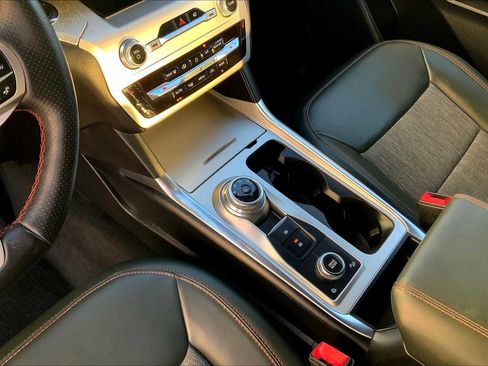 Used 2022 Ford Explorer Timberline image 16