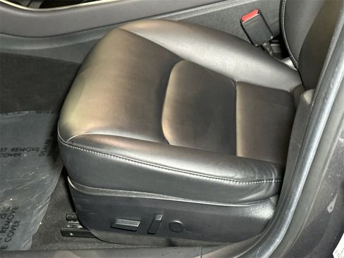 Used 2018 Tesla Model 3 Long Range image 18