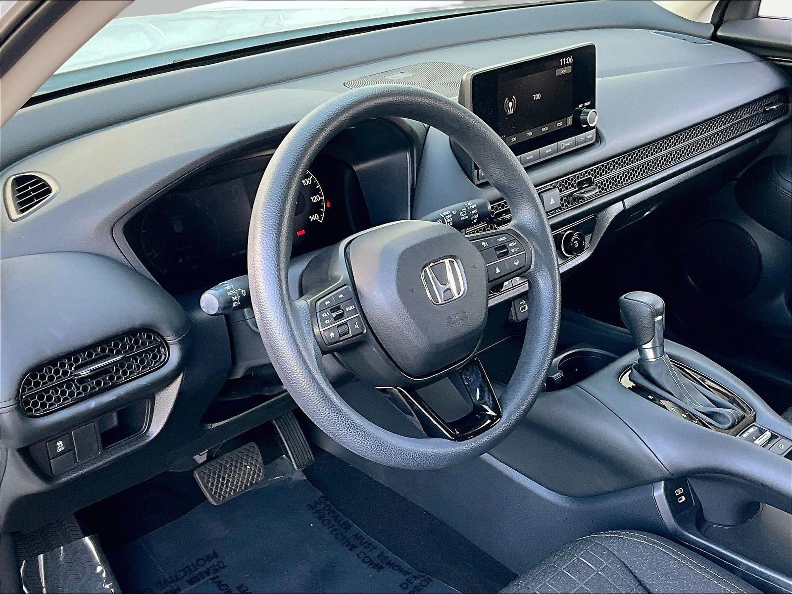 Used 2024 Honda HR-V LX image 15