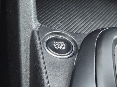 Used 2025 Kia K4 FWD image 17
