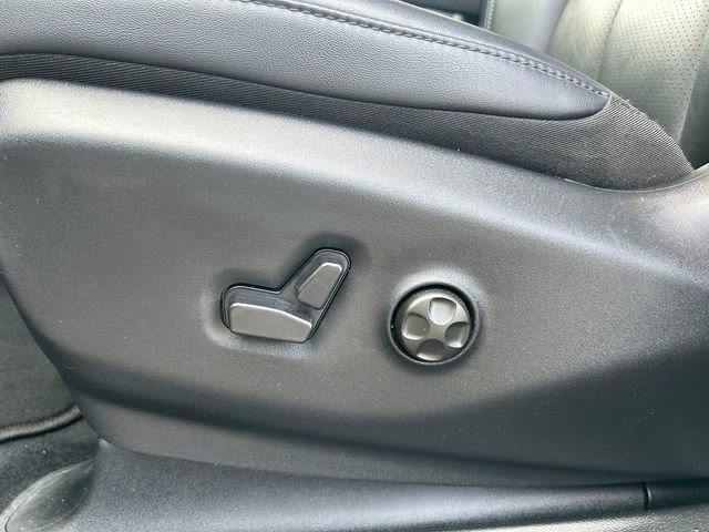 Used 2025 Chrysler Pacifica Select FWD image 57