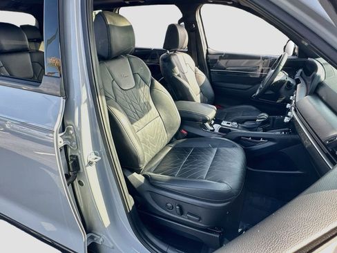 Used 2025 Kia Telluride SX X-Line AWD/4WD image 31