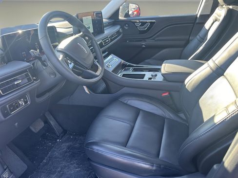 New 2025 Lincoln Aviator Reserve w/ Jet Appearance Package image 9