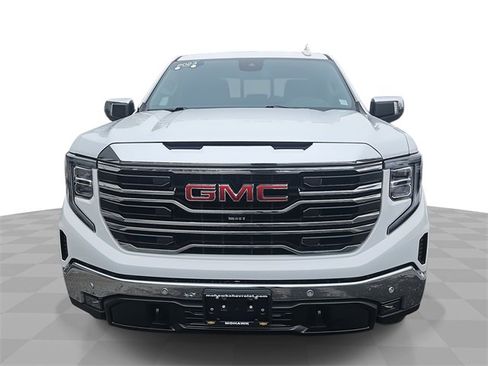 Used 2023 GMC Sierra 1500 SLT w/ SLT Premium Package image 1